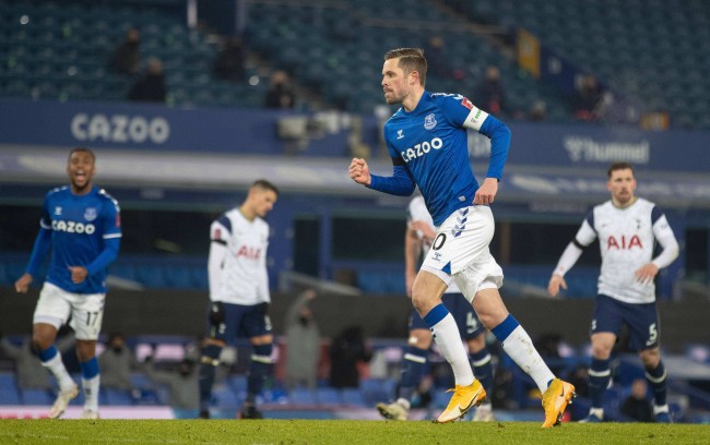 年来吸引了 年来吸引了