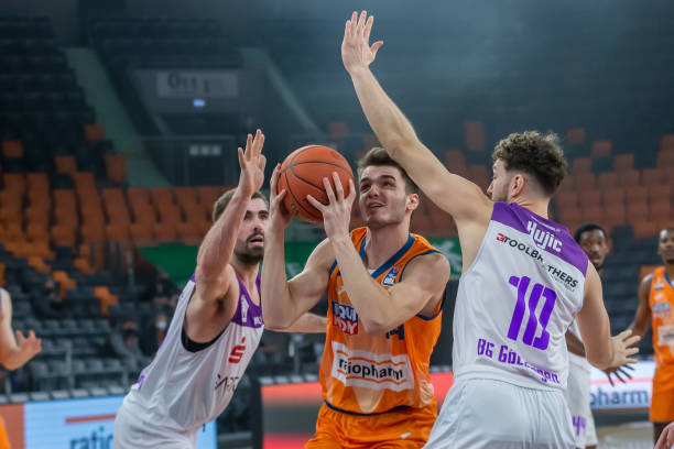 体育组织开 体育组织开